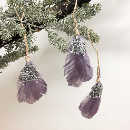 Hanging Mink Feathers (Set of 4)